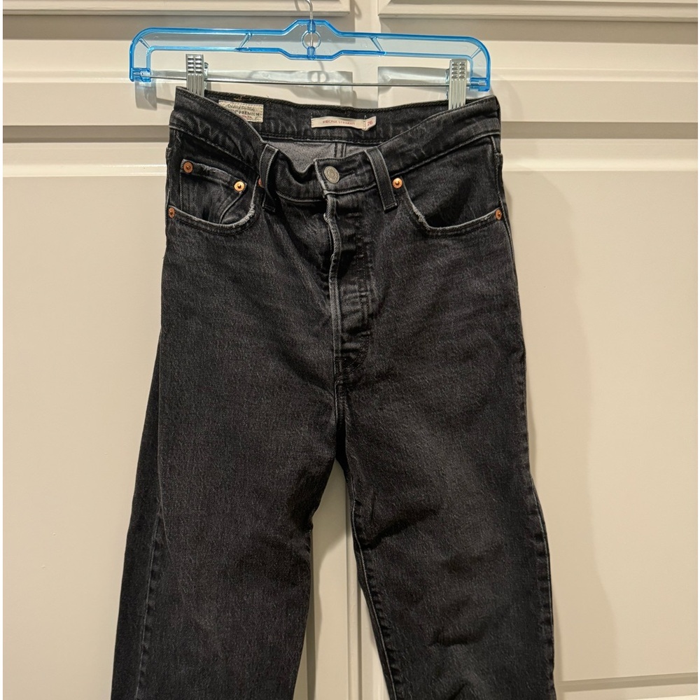 Levis Ribcage straight